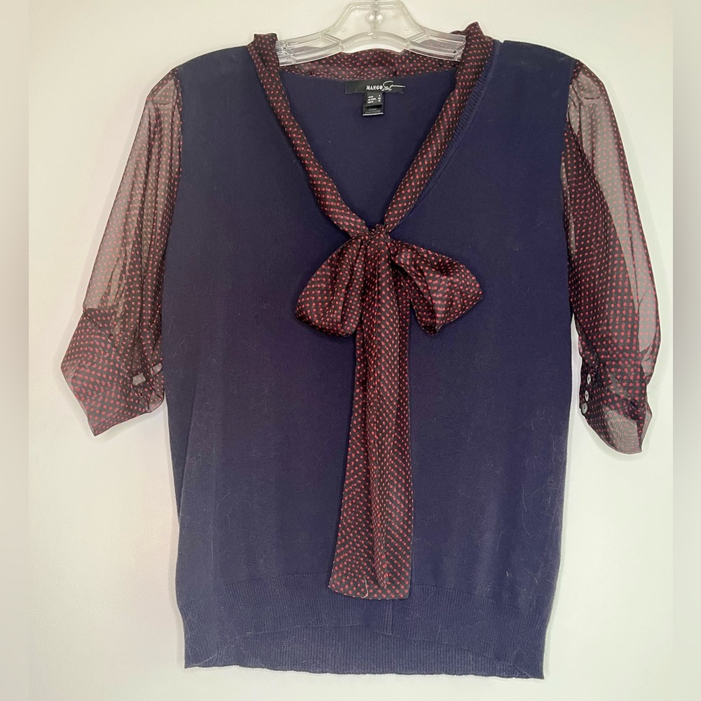 NWOT Mango Navy/red Top with self tie sz M